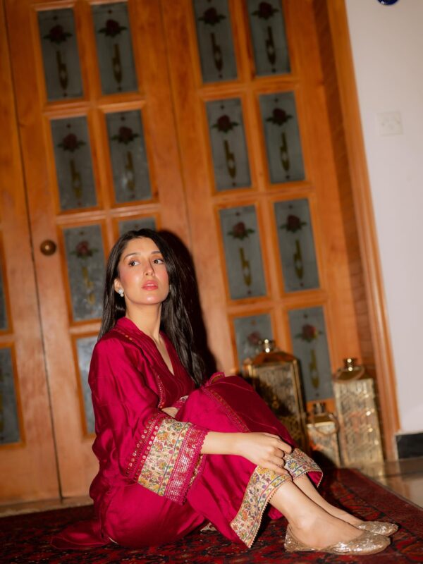 Raspberry Pink Luxury Pret - Image 3