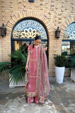 Rose veil - dusky rose velvet